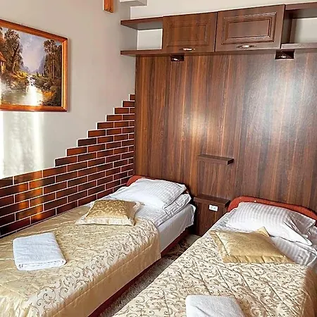 Hotel Osrodek Wczasowy Rewa 4*